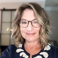 Tracy Nestor headshot