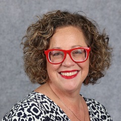 Tracy Schorle headshot